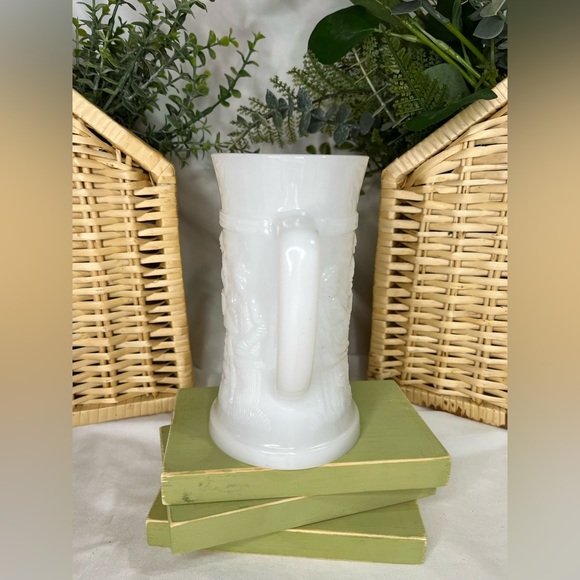 Vintage Milk Glass Beer Stein - Picture 4 of 6